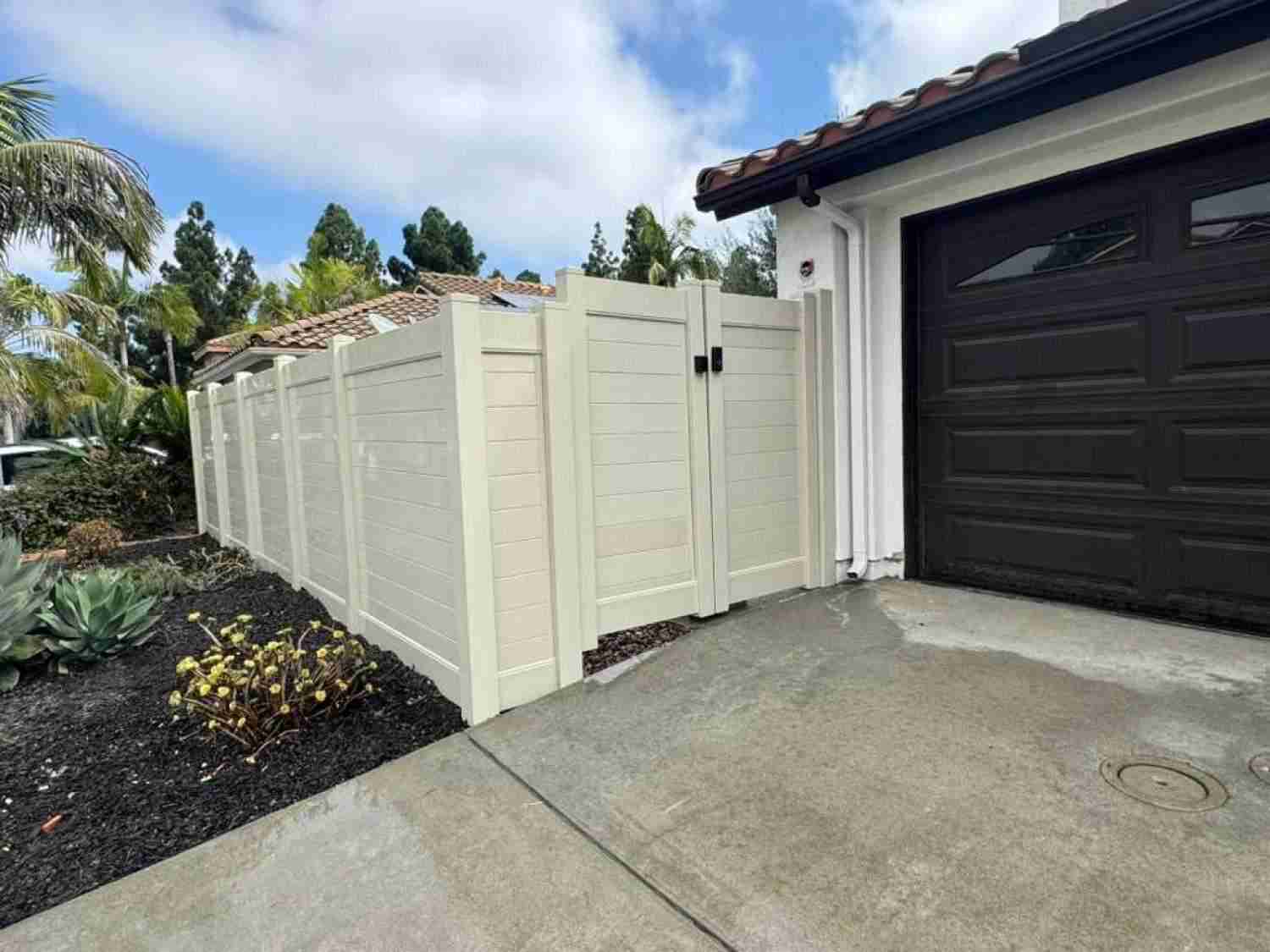 Fence Installation Service Juniper St, San Diego, CA