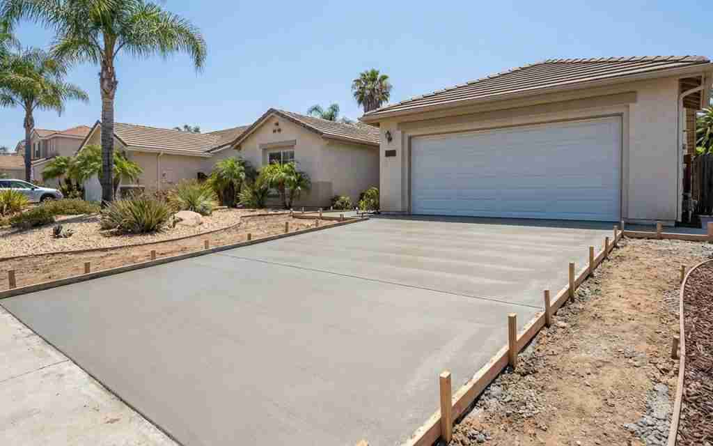 concrete contractor, concrete driveway contractor, concrete slab contractor, concrete patio contractor, concrete sidewalk contractor